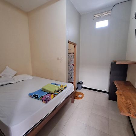 Hotel Azza Karimunjawa Esterno foto