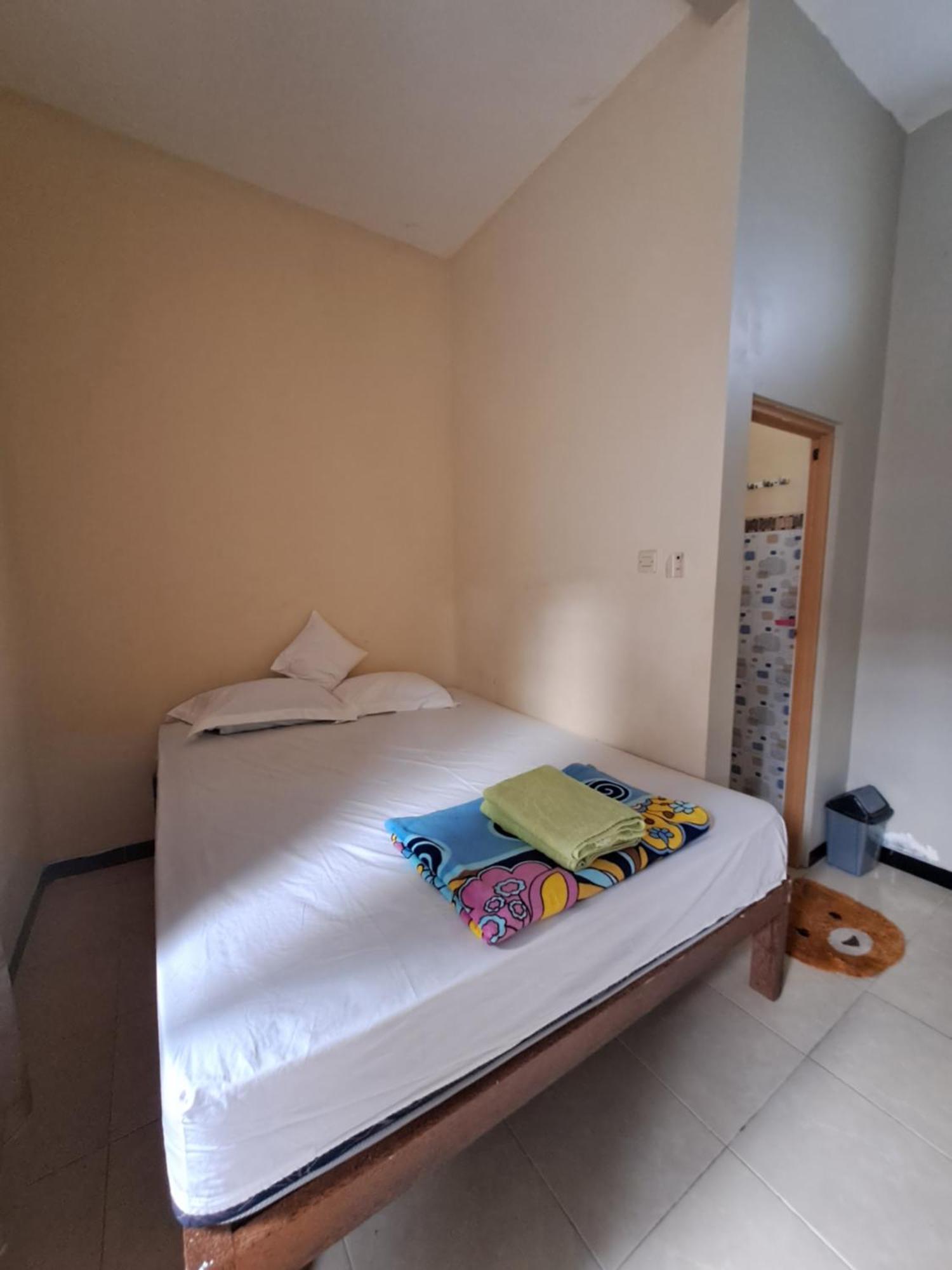 Hotel Azza Karimunjawa Esterno foto